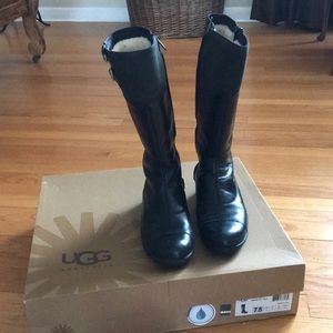 Ugg Leather Sherpa Lined Boots Size 7.5